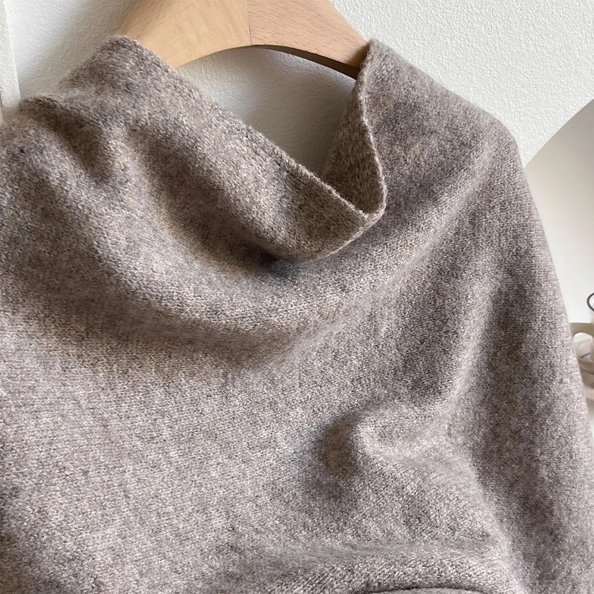 The Refined Shawl - La Câline™